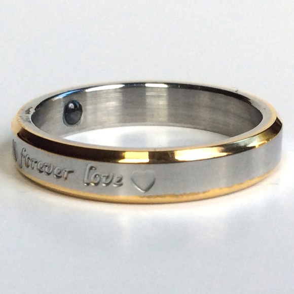 Engagement Ring, Promise Ring, Wedding Band - Picture 8 of 8